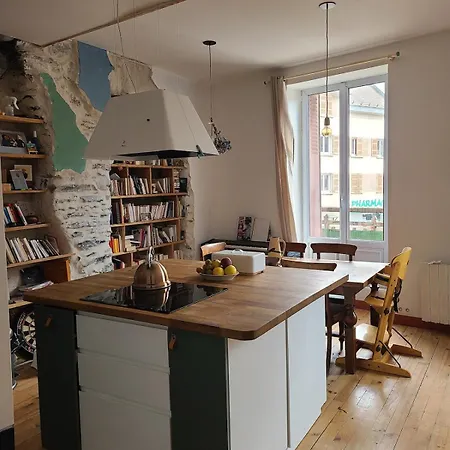 Au Coeur De Bourg D'oisans Apartment *